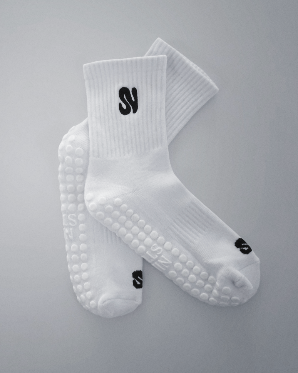Grip Sock - Classic White / Navy