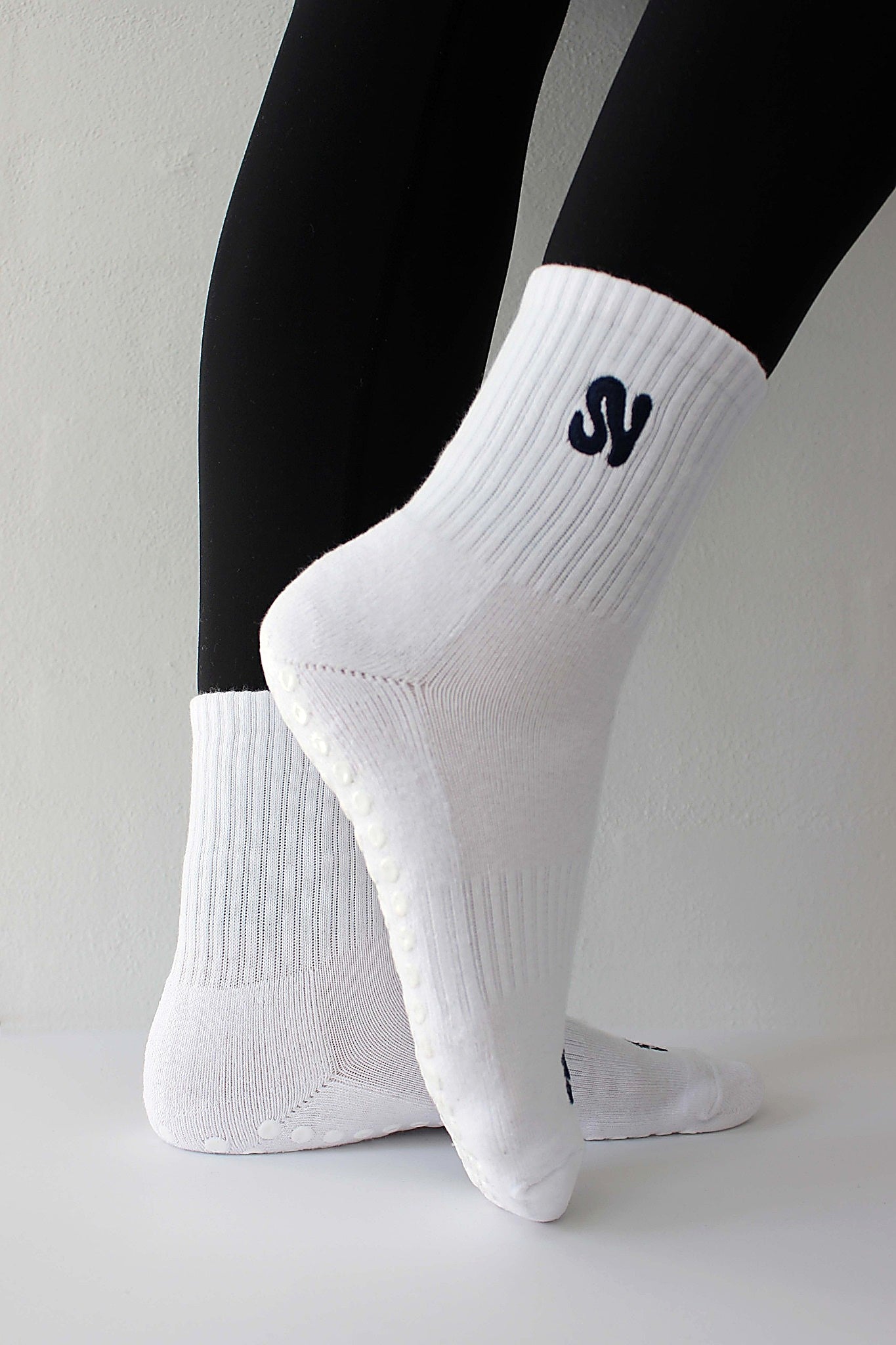 Grip Sock - Classic White / Navy